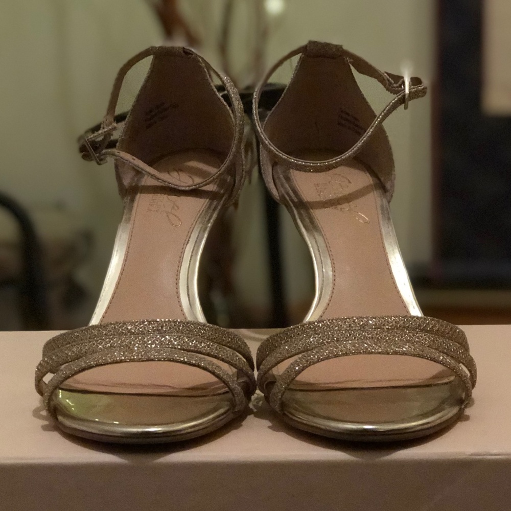 Badgley Mischka Gold Wedge Sandals - Sz 5.5